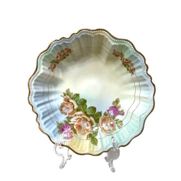 Victoria Czech Slovakia Porcelain Transfer-ware Roses Bowl Fluted Scalloped Rim - Picture 1 of 6